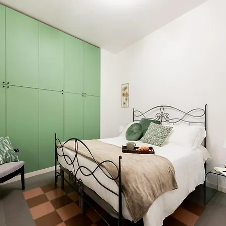 Appartement The Rent - Large A Few Steps From The Trevi Fountain